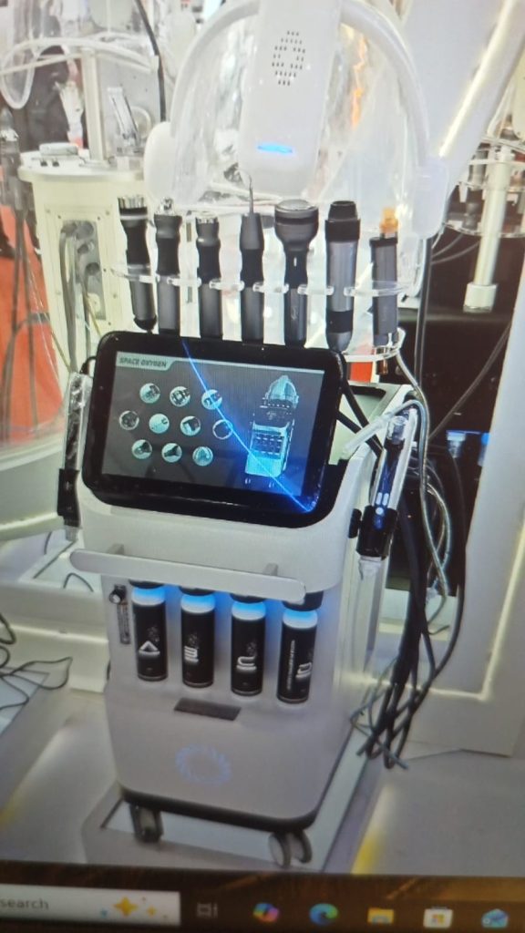 Hydrafacial Machine Space Oxygen 8 hydrafacial machine space oxygen pakistan | Dermionic Technologies