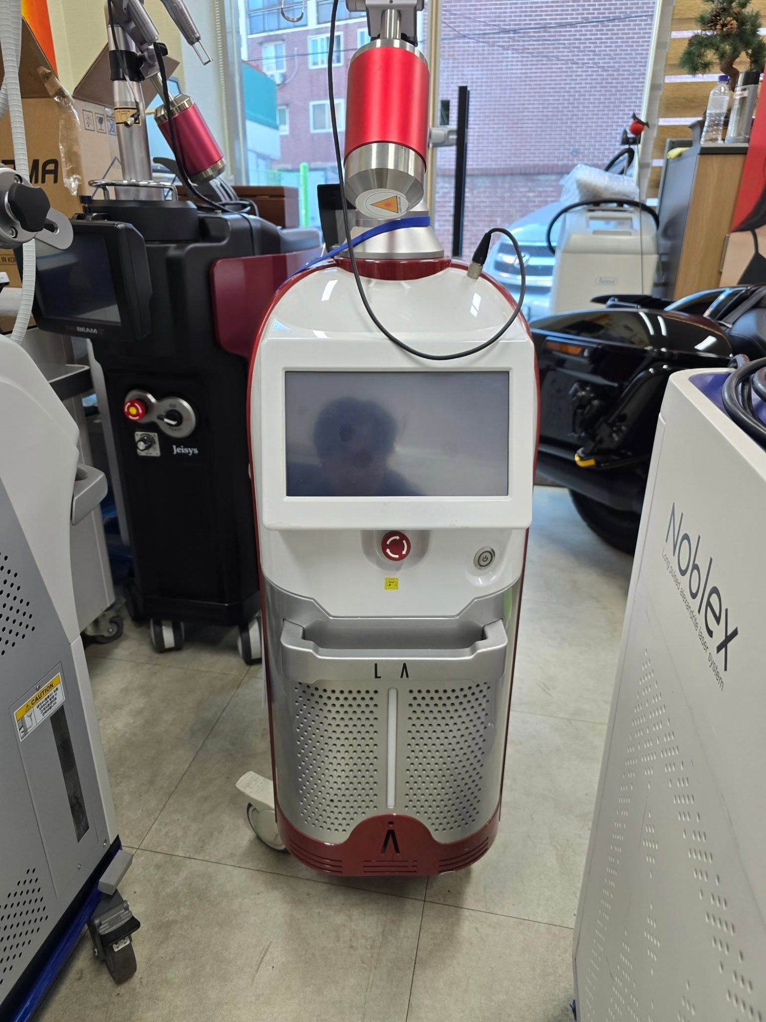 aesthetic laser machines in pakistan